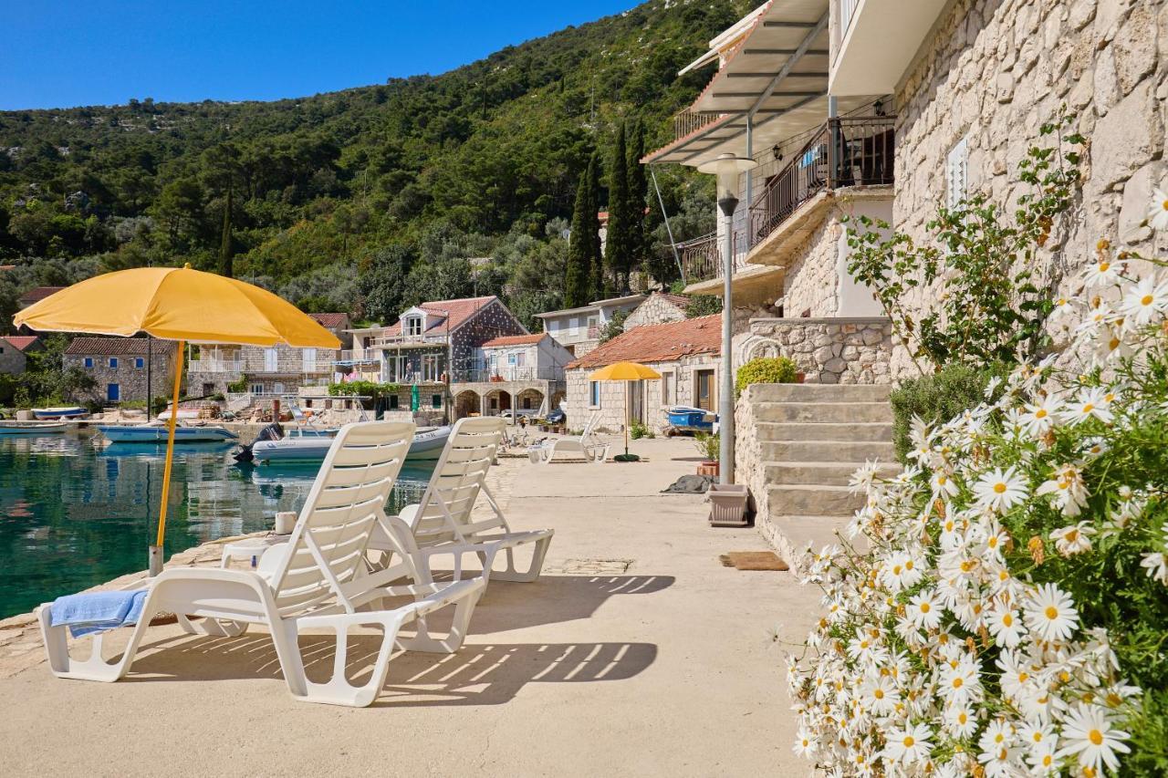 Boca - 3 Bedroom Apartment By The Sea Prozura Exterior photo
