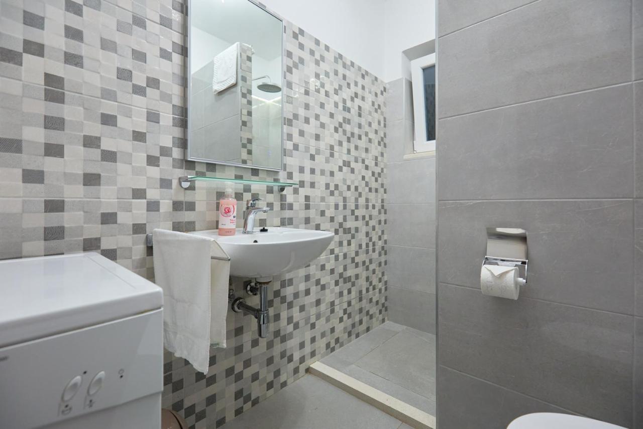 Boca - 3 Bedroom Apartment By The Sea Prozura Exterior photo